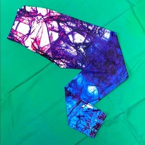 DyeSub “Cool Rainbow” Batik Print Leggings S New